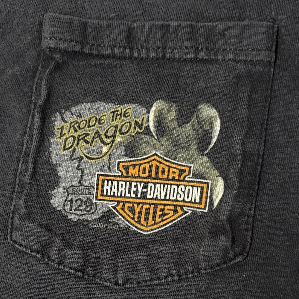 Harley-Davidson Smoky Mountain Dragon Tee Size Large. 2007 - Picture 5 of 8
